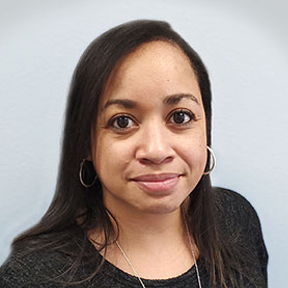 Candace-Taylor-headshot-narrow-72ppi-4inW